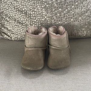 Ugg Toddler Gold Pink Bow Boots 4/5